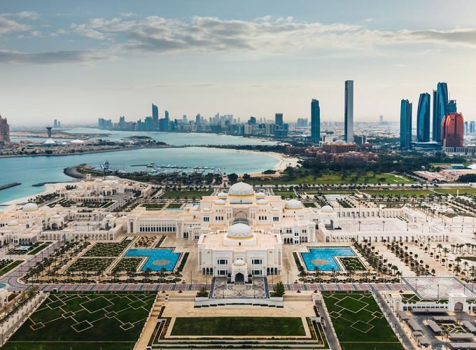 <h1 style='font-size:18px;'>From Dubai : 9-Hour Abu Dhabi City Tour</h1><H2 style='color:#5E6D77;font-size:14px;'>Explore the best of Abu Dhabi on a 9-hour day-tour from Dubai</H2>