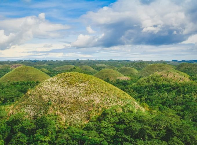 <h1 style='font-size:18px;'>Bohol Countryside Day Tour from Cebu</h1><H2 style='color:#5E6D77;font-size:14px;'>This Tour package is the most common thing to do in Cebu of several tourists</H2>
